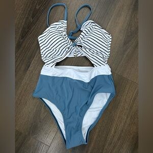 NWT Cupshe Cutout One Piece Swimsuit